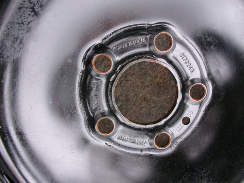 Rezerva (plná šířka) Volvo 6,5x16 ET43 - 205/50/16 MICHELIN