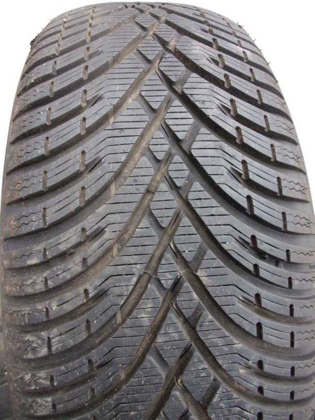 Winter tire 225/55/17 97H KLEBER Krisalp HP3