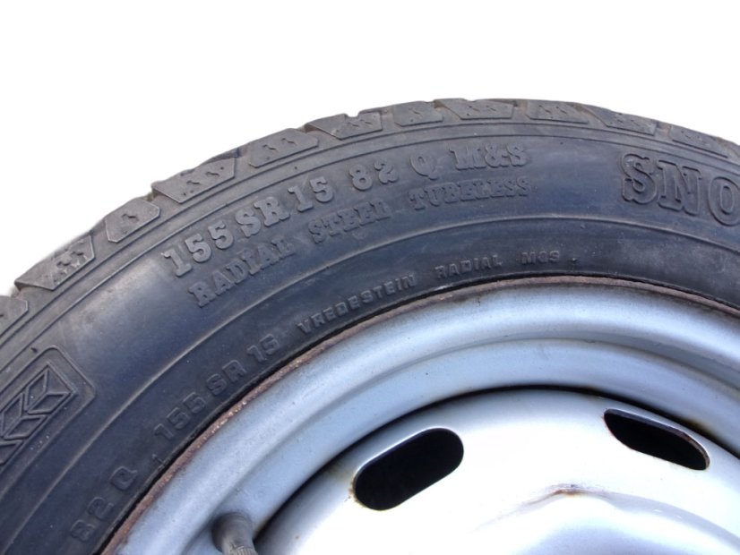 Summer/winter tire set Volkswagen Beetle, wheels 4x15 ET34 4x130x79, tires 155/80/15 82Q
