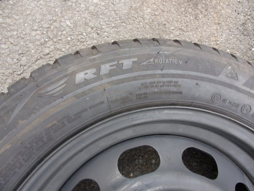 Winter tire set of steel wheels BMW 16590101, 7x16 ET31, 5x120x72.5 - 205/60/16 92H BRIDGESTONE Blizzak LM001 Runflatt