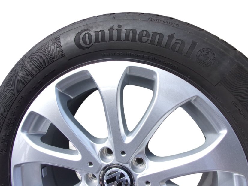 Summer tire set Mercedes-Benz, alloy wheels 7.5x17 ET40 5x112x66.5 A2134011000, tires 225/55/17 97Y CONTINENTAL ContiPremiumContact 5