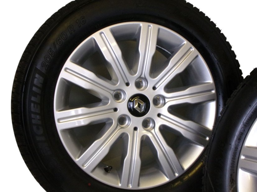 Summer tire set Renault Kangoo III/Mercedes-Benz Citan, wheels 6.5x16 ET40 5x114.3x66, tires 205/60/16 96H MICHELIN CrossClimate