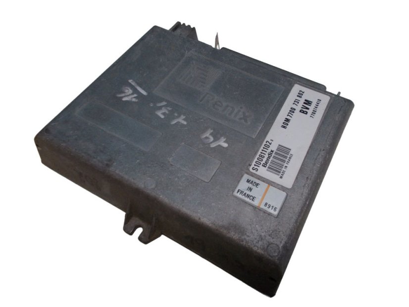 7700744410, HOM7700731802 Engine control unit Renault R19