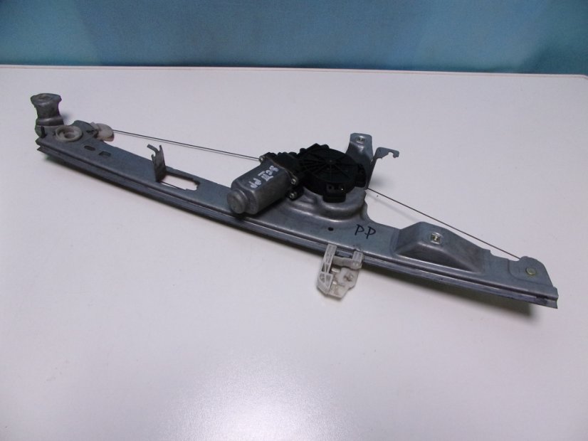 Jobb első ablakemelő Renault Scenic II, komfortegység nélkül