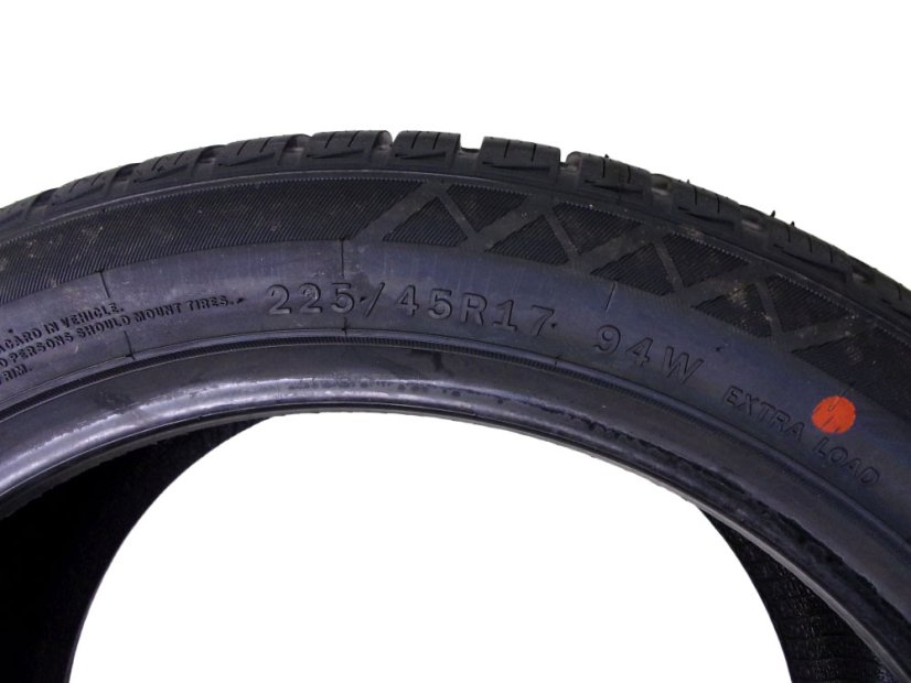 All-season tire 225/45/17 94W TOMKET Allyear 3 XL