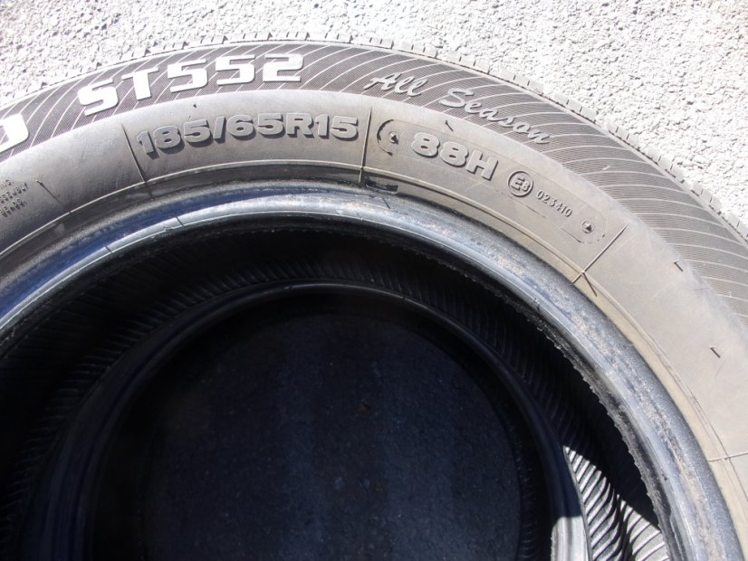 All-season tire 185/65/15 88H STARMAXX Novaro ST552 M+S