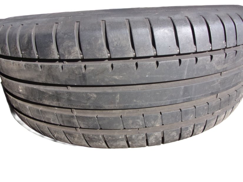 Letná obutá sada Mercedes-Benz, alu disky 7,5x17 ET40 5x112x66,5 A2134011200, pneu 225/55/17 97Y DUNLOP Sport Maxx