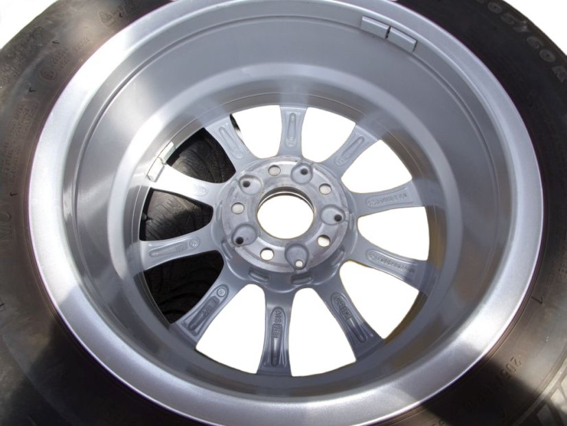 Zimná obutá sada Mercedes-Benz, disky 6,5x16 ET38 5x112x66,5, pneu 205/60/16 92H MICHELIN