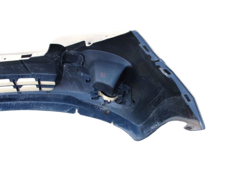 620220008R, 620220009R Front bumper Renault Master III, with defect