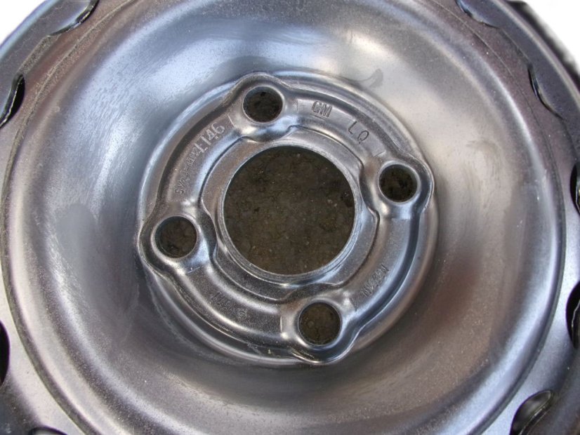 Opel reserve, disk 5.5x13 ET46 4x100x56.5 - tires 175/70/13 82T MICHELIN MXT