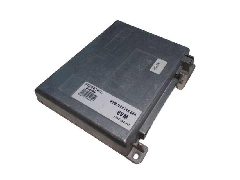 7700744412, HOM7700746044 Engine control unit Renault R19