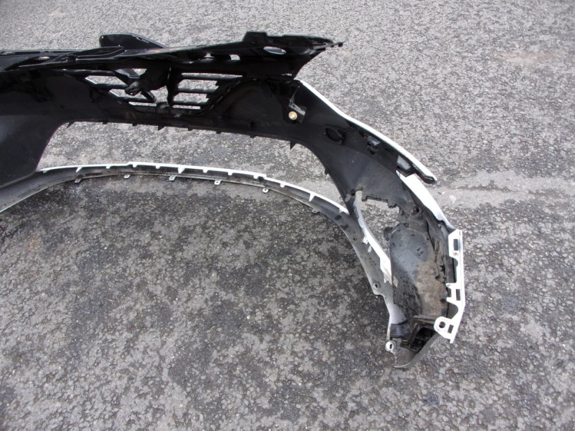 620221350R Front bumper Renault Clio V, including grille