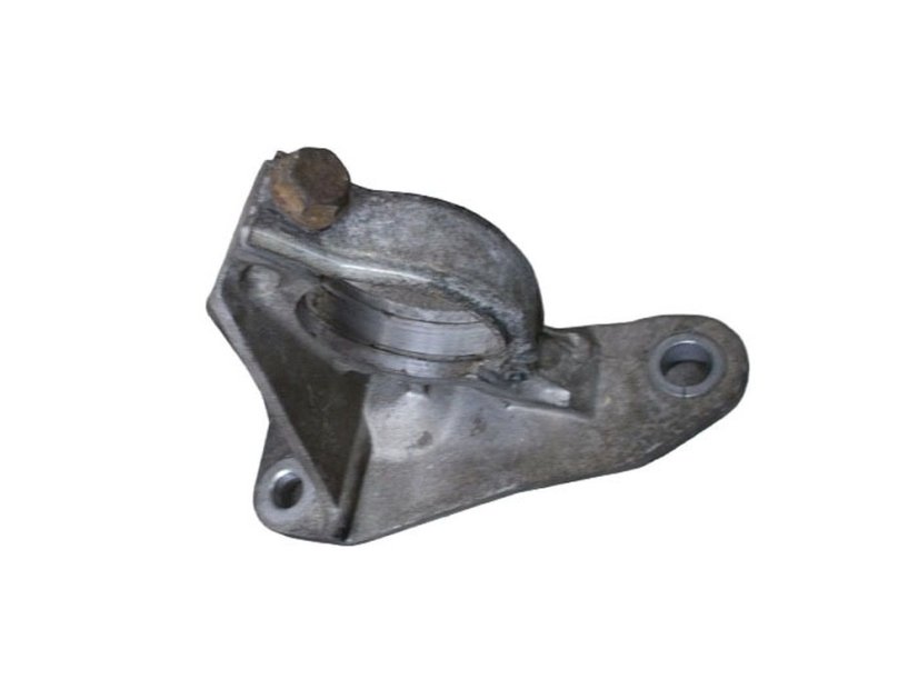 8200371715 Front right axle shaft holder Renault Megane II