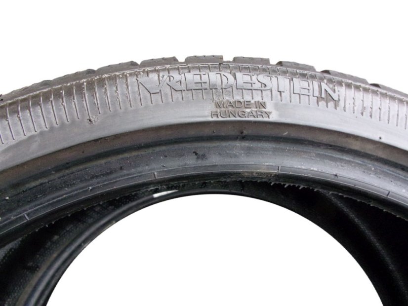Winter tire 235/35/19 91Y VREDESTEIN QUATRAC Pro