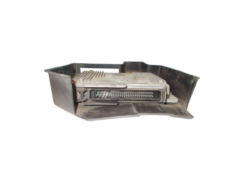 7700105979 Siemens engine control unit + cover Renault Megane I, Scenic I 1.6i 96-99