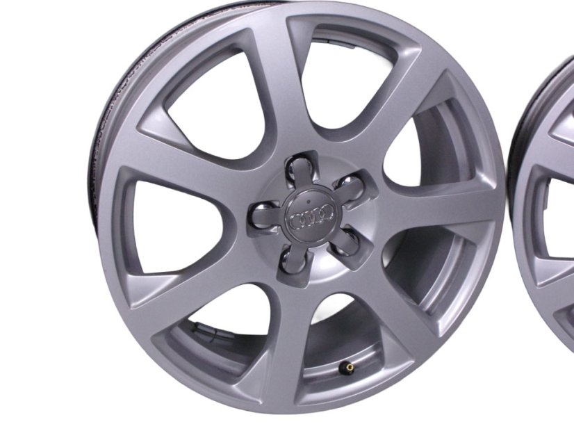 Audi, Seat, Skoda, Volkswagen 7x17 ET37 5x112x66.5 8R0601025E