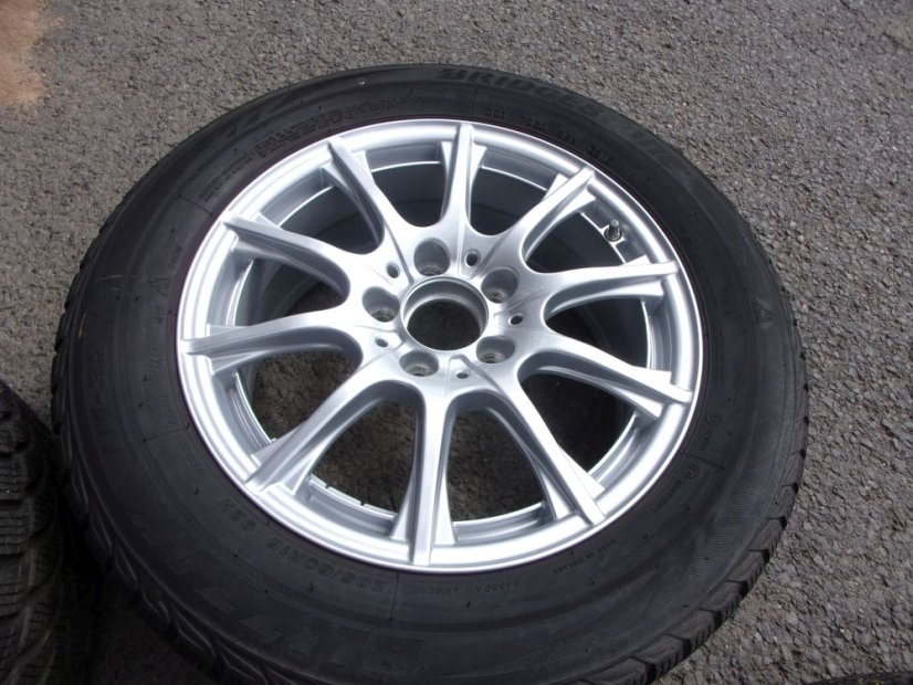 Winter tire set Mercedes-Benz 6.5x16 ET38, 5x112x66.5 A2054012400 - 205/60/16 92H Bridgestone Blizzak LM32