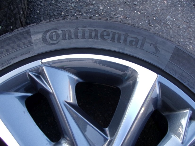 Winter set of original Hyundai alloy wheels 7x17 ET53 5x114.3x67 - tires 225/45/17 91H CONTINENTAL WinterContact TS870