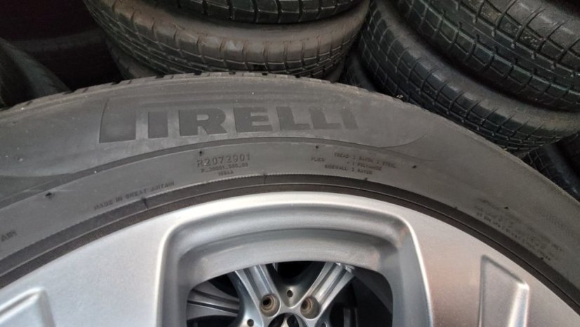 Zimní obutá sada Mercedes-Benz, alu disky 8x18 ET38 5x112x66,5 A2534010800, pneu 235/60/18 103H PIRELLI Scorpion, vč snímačů tlaku TPMS