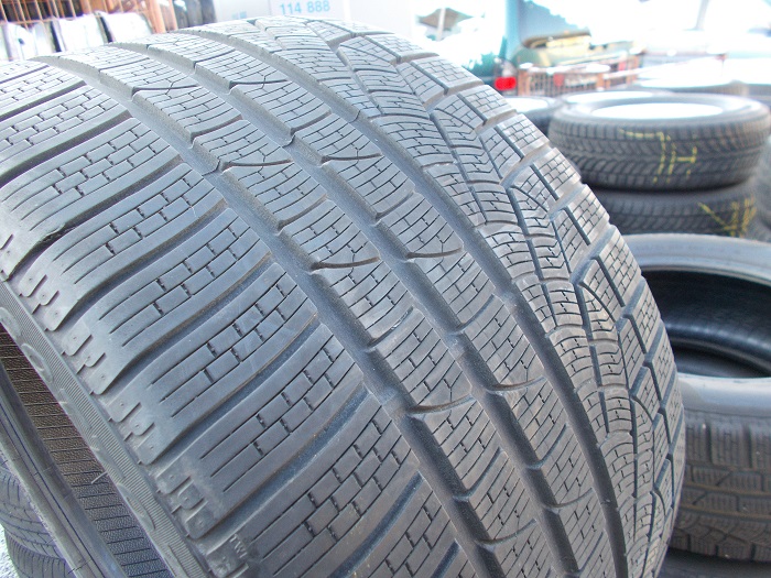Winter tires 295/30/19 100V PIRELLI Sottozero Winter 240