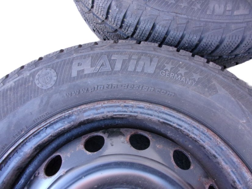 Zimní obutá sada plechových kol Citroen, Peugeot 5,5x14 ET34 4x108x65 - pneumatiky 185/65/14 86T PLATIN RP50 Winter