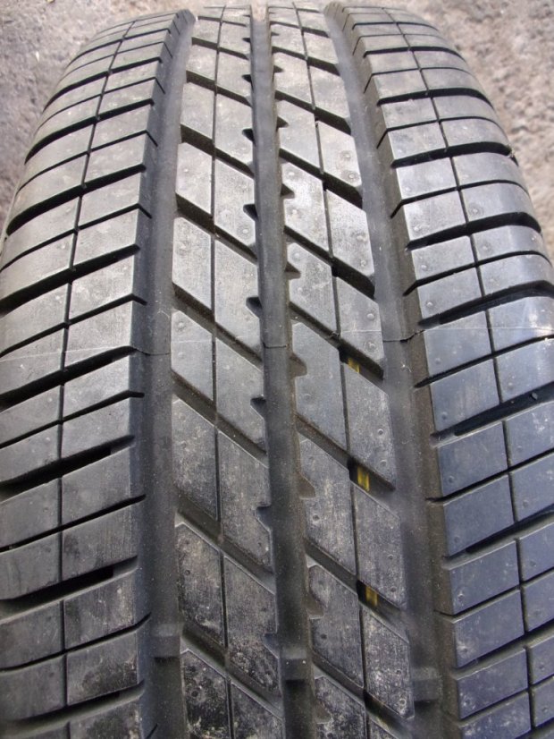 Summer tire 185/60/15 84H GOODYEAR Eagle Touring
