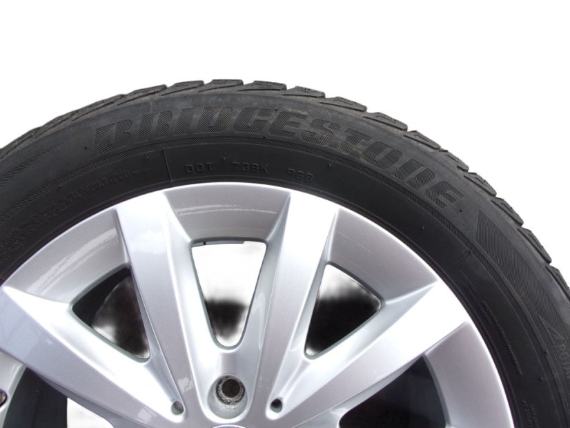 Winter tire set Mercedes-Benz 6.5x16 ET49 5x112x66.5 A2464010500 - 205/55/16 91H BRIDGESTONE Blizzak