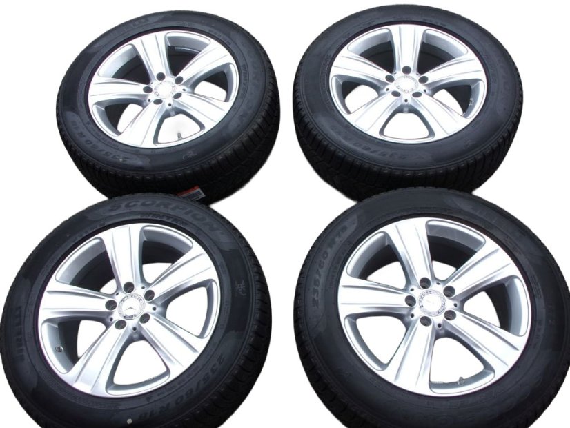 Zimná obutá sada Mercedes-Benz, disky 8x18 ET38 5x112x66,5, pneu 235/60/18 103H PIRELLI