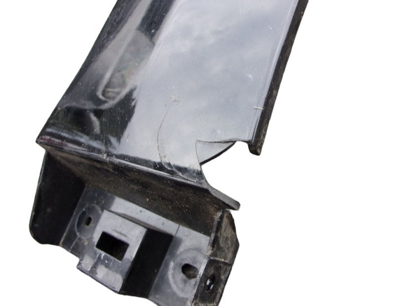 631007355R Right front fender Renault Talisman II, with defect