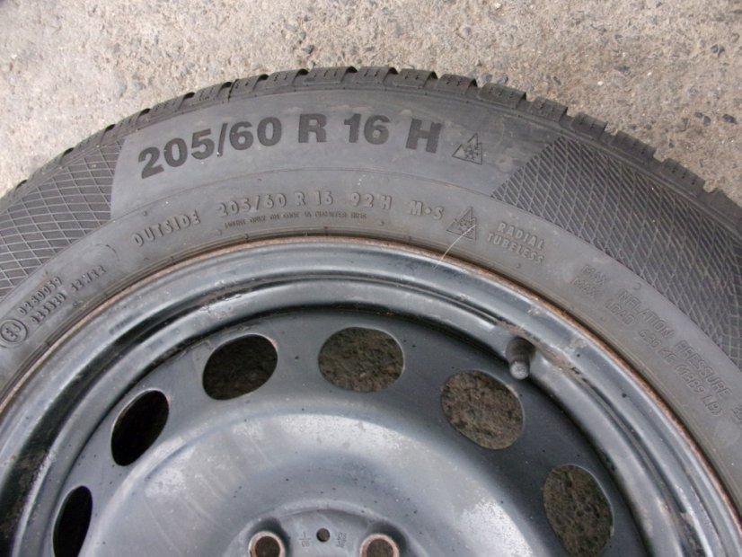 Winter tire set of Volkswagen, Seat, Skoda 6x16 ET43 5x112x57 5Q0601027AM/BX - 205/60/16 92H CONTINENTAL WinterContactTS850P