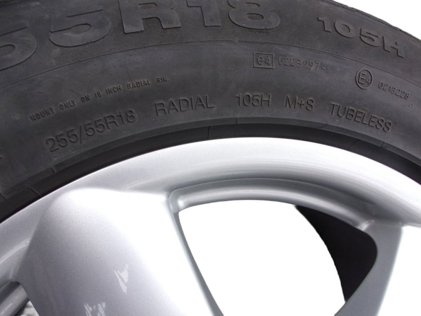 Zimná obutá sada RIAL, disky 8,5x18 ET56 5x112x66,5, pneu 255/55/18 105H CONTINENTAL 4x4 WinterContact