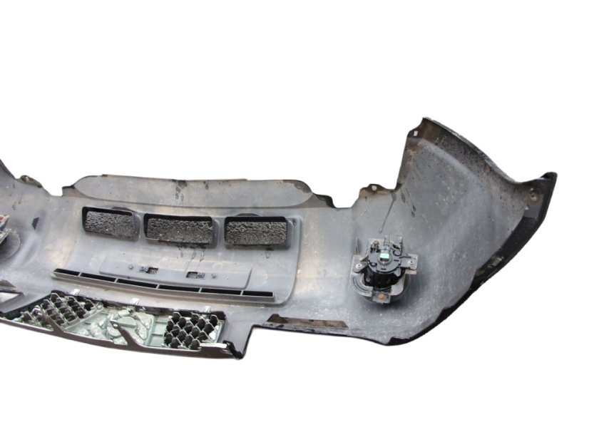 62022E0040 Front bumper Nissan X-Trail 2004