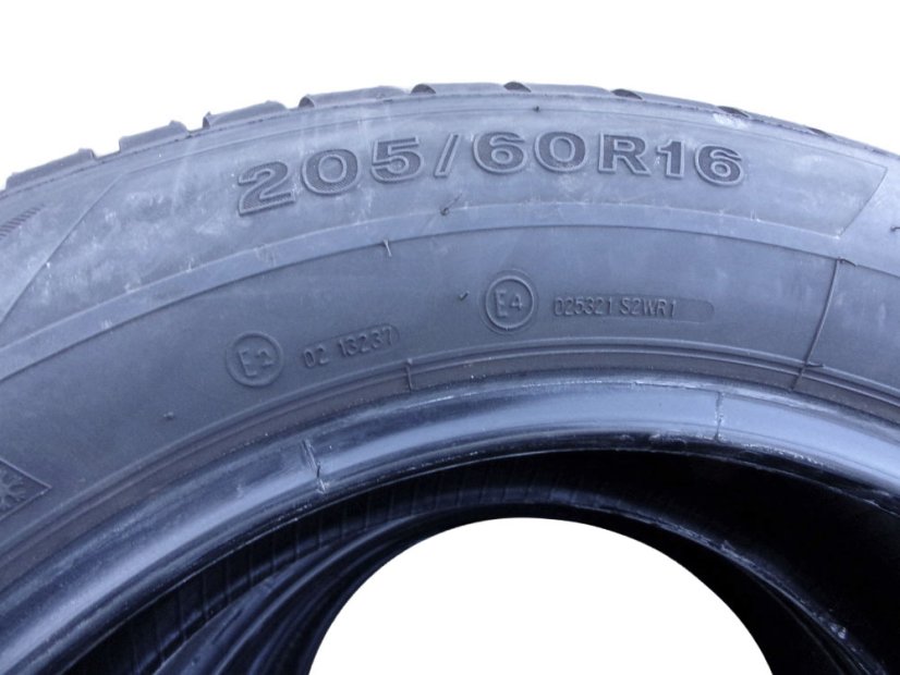 Zimní pneumatika 205/60/16 92H FIRESTONE Winterhawk 3