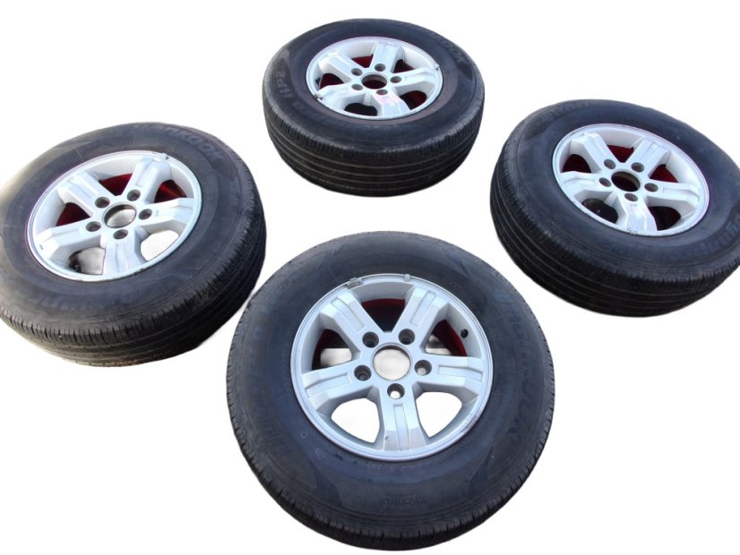 Letná obutá sada alu kolies originál Kia Sorento 7x16 5x139,7x95 - 225/75/16 104H HANKOOK Dynapro HP2