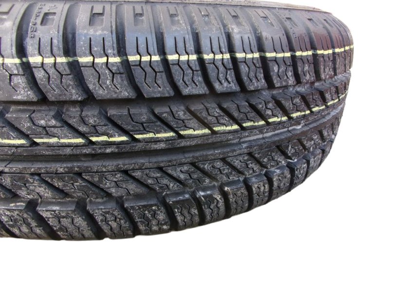 Opel reserve, disk 5.5x13 ET46 4x100x56.5 - tires 175/70/13 82T MICHELIN MXT