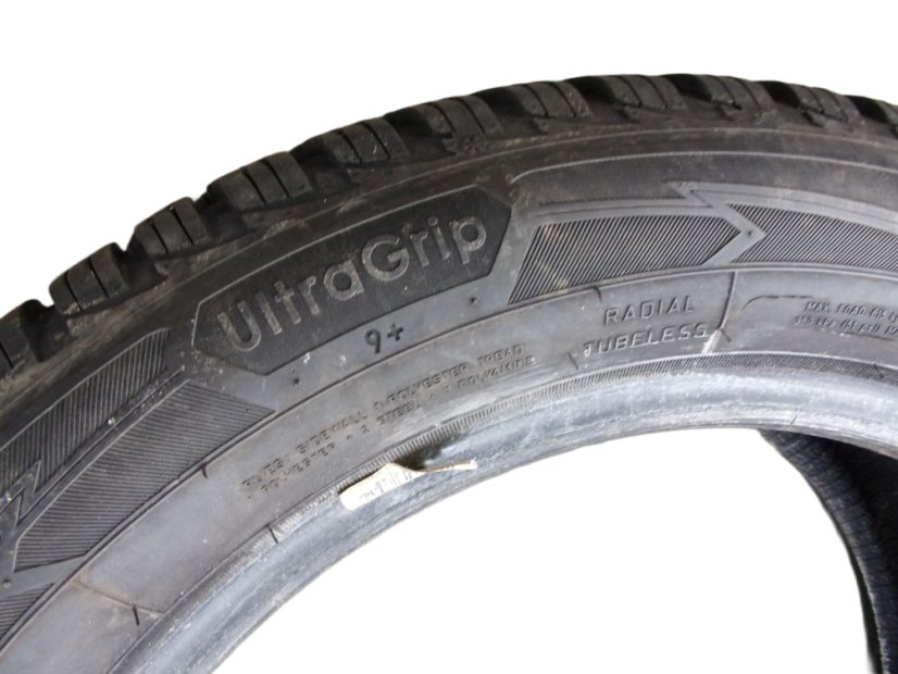 Zimní pneumatika 205/55/16 91H GOODYEAR UltraGrip