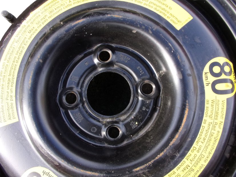 Volkswagen 3.5x15 ET40 4x100x57 - 115/70/15 MICHELIN - reserve (narrow)