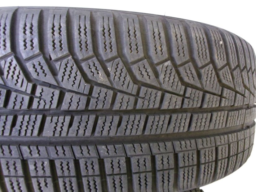 Mercedes-Benz winter tire set, wheels 6.5x17 ET44 5x112x66.5, tires 205/55/17 91H HANKOOK i*cept WinterEvo 2