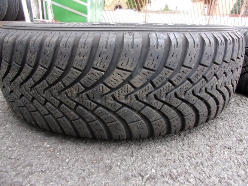 Winter tire set of steel wheels Volkswagen, Seat, Škoda 5.5x15 ET40, 5x100x57 2Q0601027AQ/AH - 185/65/15 88T FALKEN Eurovinter HS01