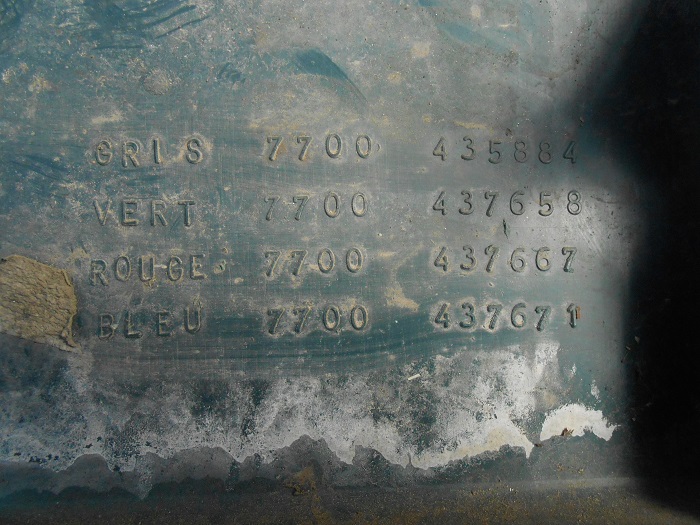 7700435884 Zadní nárazník Renault RX4 1999-2003