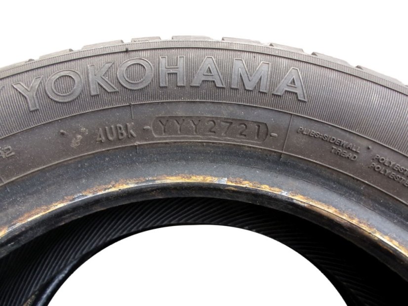 Zimní pneumatika 155/70/13 75T YOKOHAMA V903