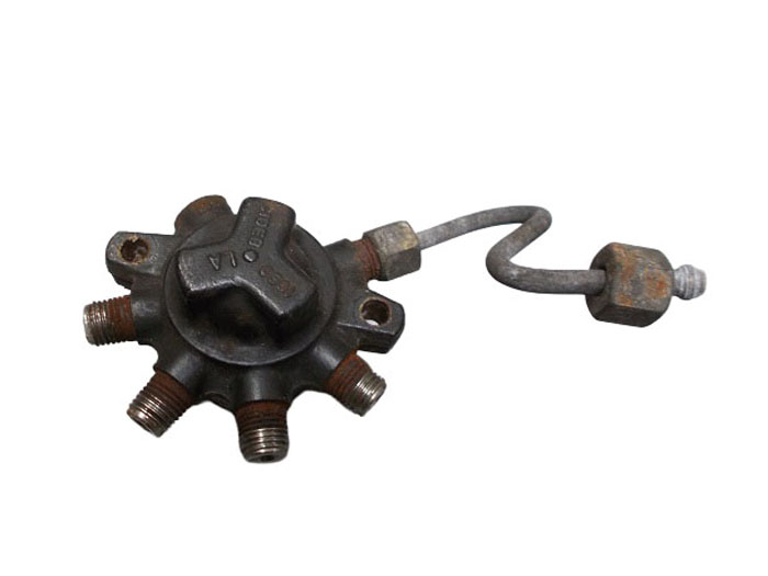 8200057345, 8200057232 Fuel distributor Renault Megane II, Scenic II 1.5 dCi