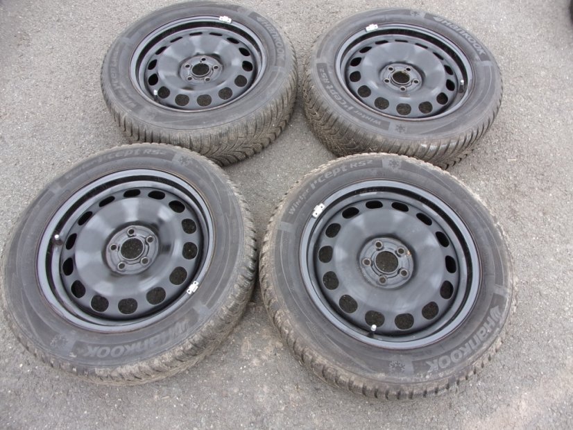 Winter tire set of Volkswagen 6x16 ET35, 5x100x57 2Q0601027H/A - 195/60/16 89H HANKOOK Winter i*cept RS2
