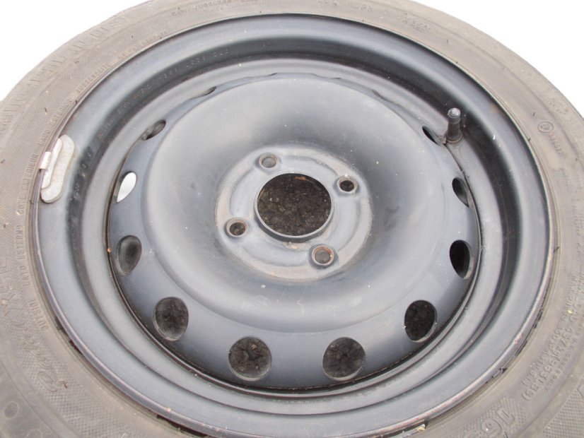 Summer tire set Citroën 5.5x14 ET18 4x108x65 - 165/65/14 79T MICHELIN