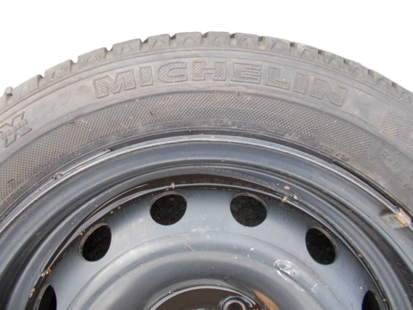 Summer tire set Citroën 5.5x14 ET18 4x108x65 - 165/65/14 79T MICHELIN