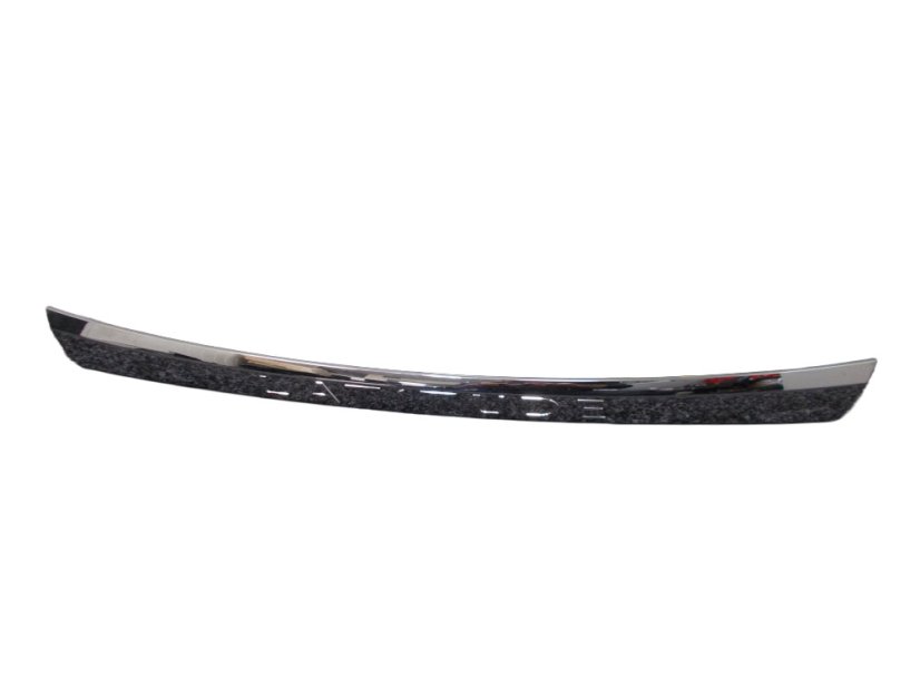 Renault Latitude trunk lid trim