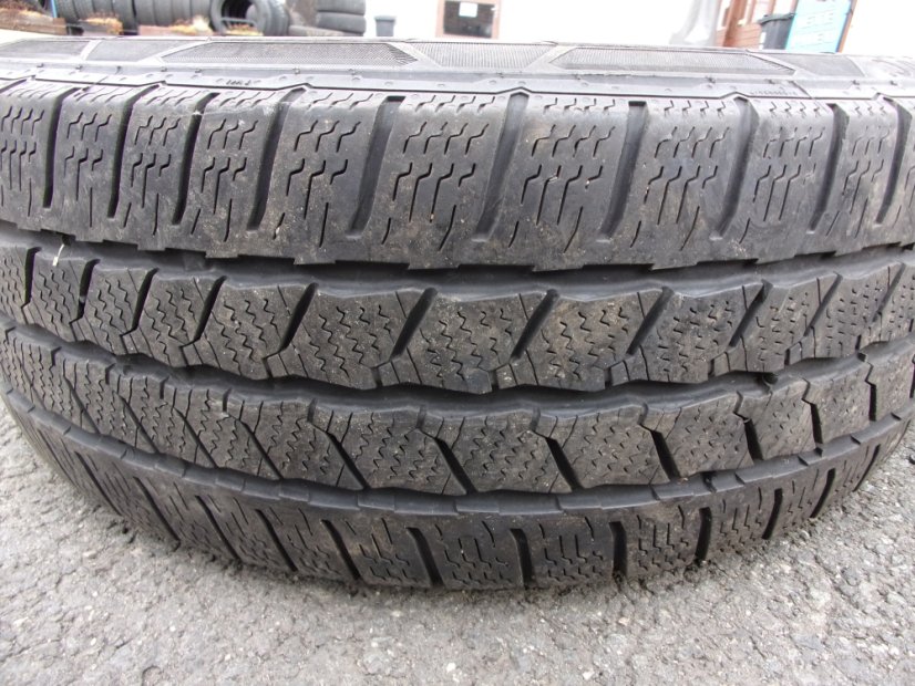 Winter tire set of steel wheels Volkswagen T5 7x17 ET55 5x120x65 7E0601027B - 215/60/17C 104/102H CONTINENTAL VanContactWinter