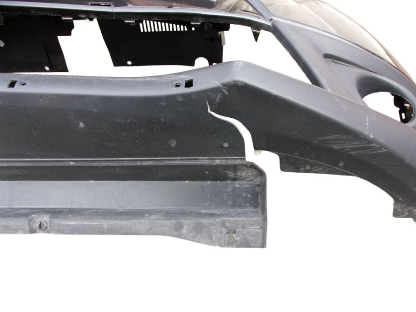 620220754R Front bumper Dacia Sandero II Stepway, incl. upper grille
