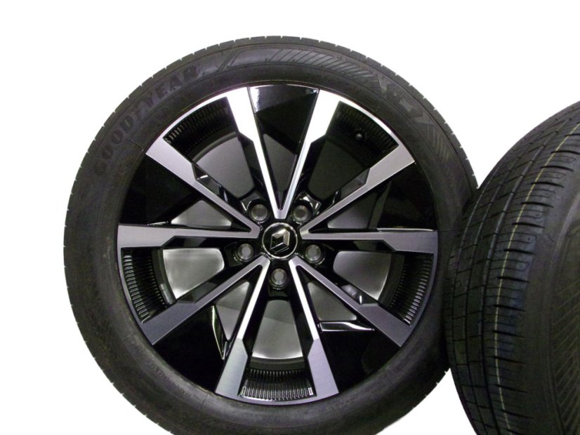 Letná obutá súprava Renault, disky 6,5x18 ET38 5x114,3x66, pneu 195/60/18 96H GOODYEAR