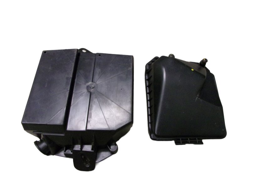 8200314276, 8200587123 Obal UCH jednotky v motorovém prostoru Renault Clio III